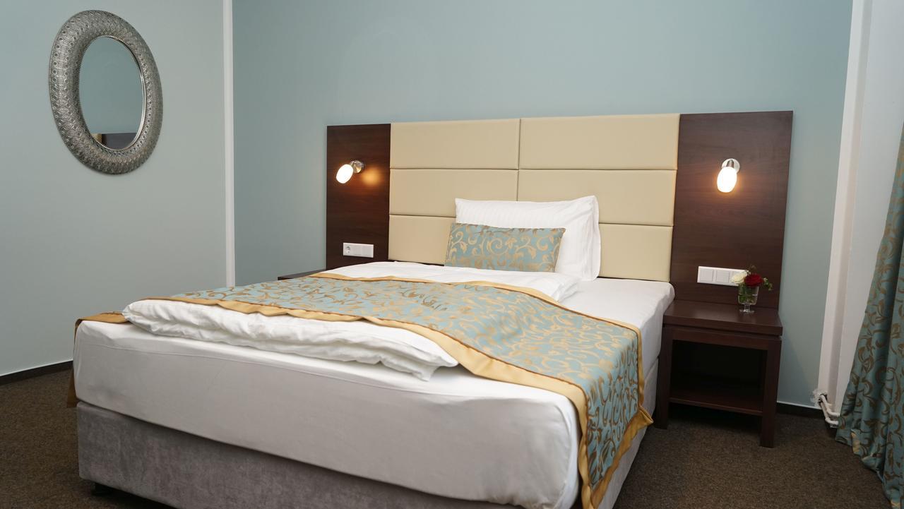Hotel Class Hamburg-Harburg Buitenkant foto