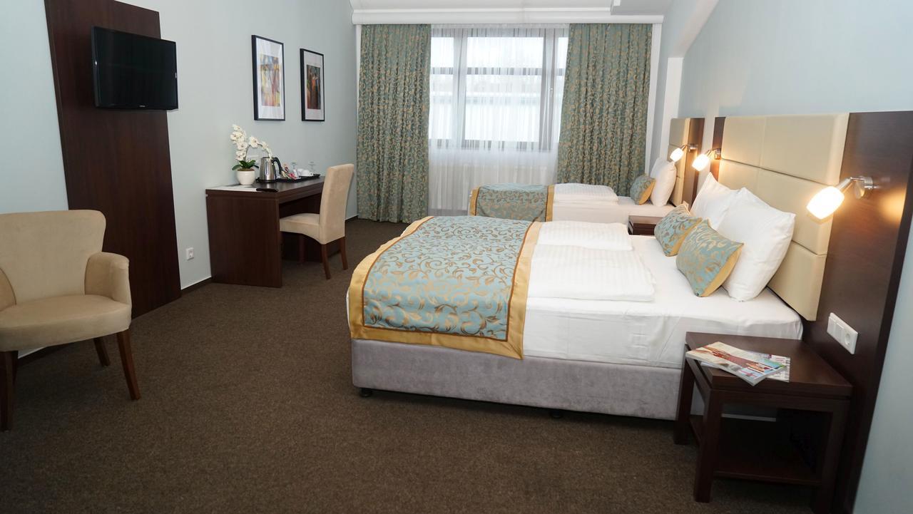 Hotel Class Hamburg-Harburg Buitenkant foto